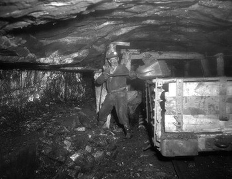 Loretta's father worked in the Van Lear coalmine, where a few years before eight miners had died in a tragic accident. Photo courtesy of Bill Kretzer, who write about his grandfather's death in the mine.