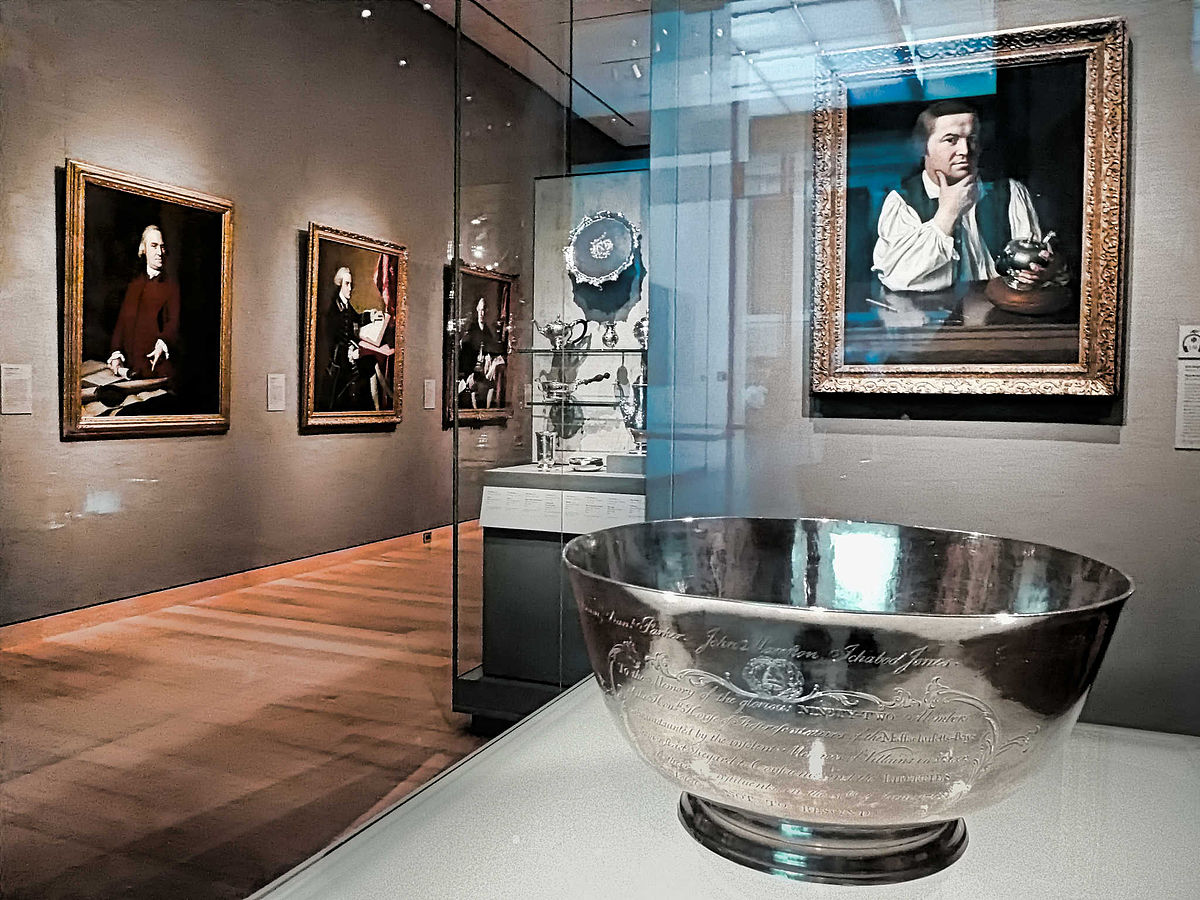 A Revolution in Color The World of John Sin..(Spe 17,Vol62 Issue4)