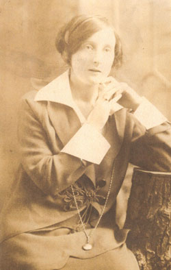 A fresh-faced Lucy Taylor sits for her formal engagement portrait only a week before the Lusitania’s fatal 1915 crossing.