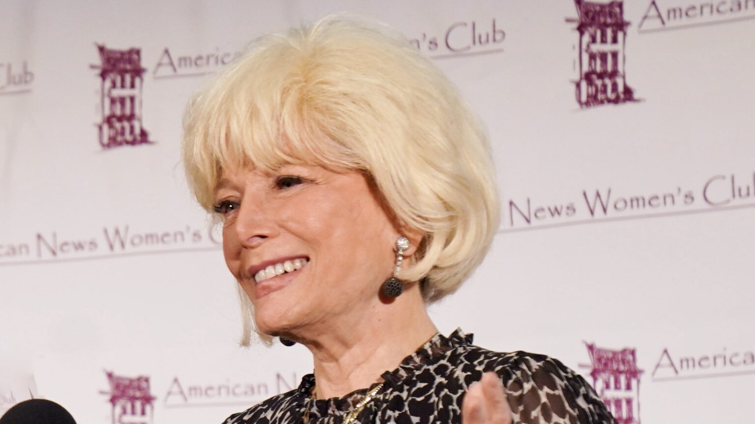 Lesley Stahl glimmered on stage at the National Press Club as recipient of the ANWC's Excellence in Journalism award while she took a jab at some of her legendary colleagues to help raise funds for journalism scholarships. (Patricia McDougall/American News Women's Club)