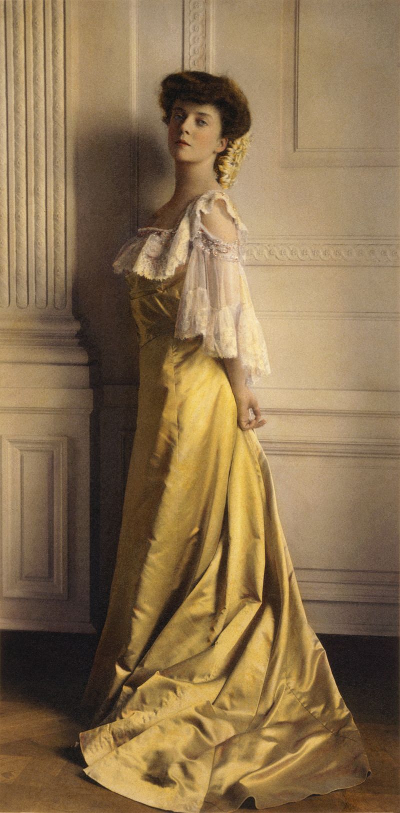 Hand-tinted photograph of Alice Roosevelt, taken 1903. A striking beauty, her outspokenness and antics won the hearts of the America people who nicknamed her "Princess Alice." Library of Congress.