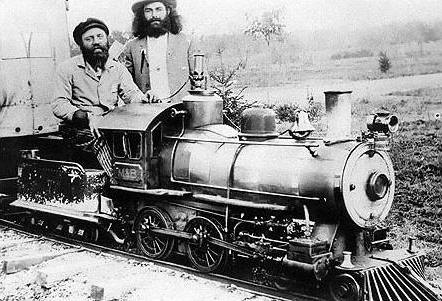 The group's 15 gauge railroad became one of the premier miniature railroads of the early 20th century. 