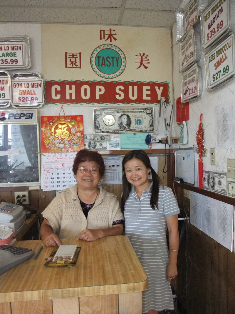 Mrs. Liu and Noriko Sanefuji. Smithsonian