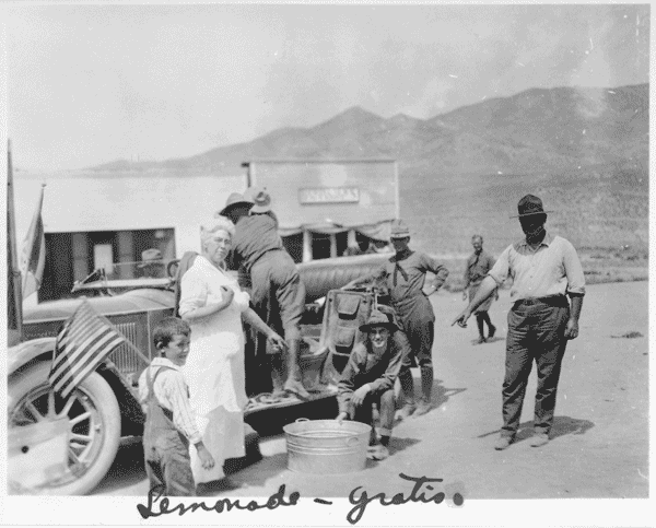 1919 motor convoy stop