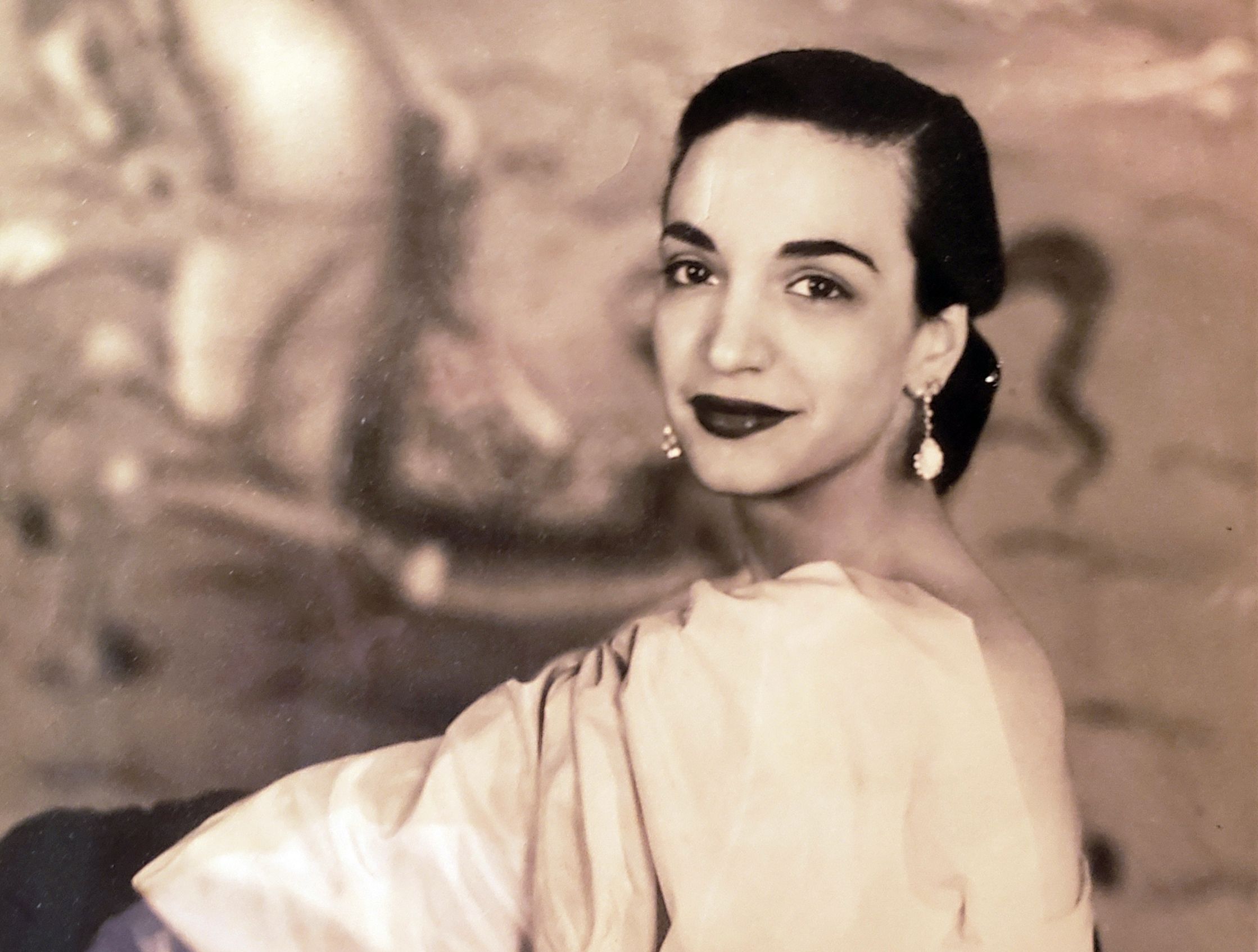 Selwa Roosevelt worked her way through college as a reporter.