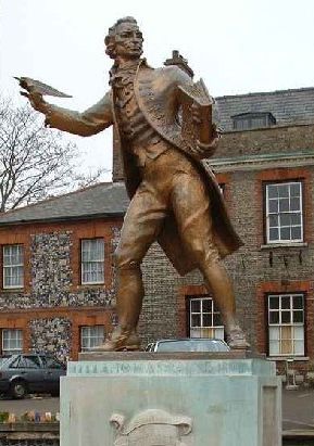 In an irony of history, a statue of Thomas Paine, the man who did so much to cost England 13 of her colonies, stands outside the town hall of Thetford.