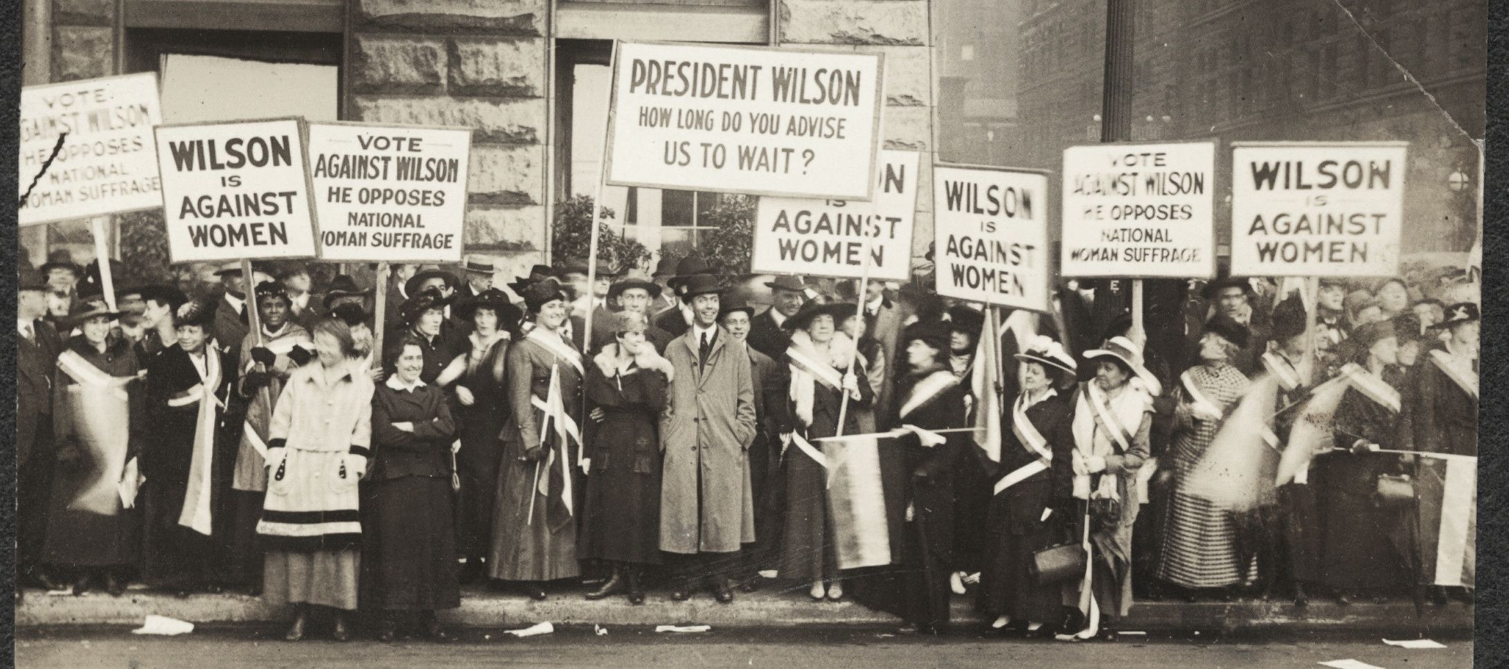 Suffragists demonstrated against Woodrow Wilson across the country, including in Chicago in 1916. Library of Congress