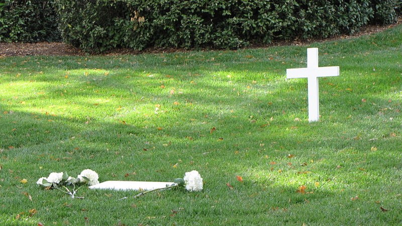 kennedy grave