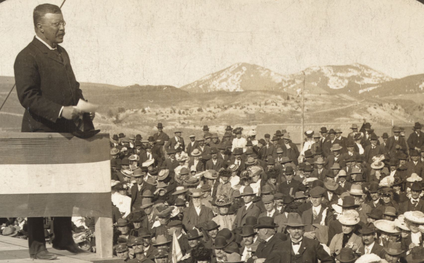 TR gives a speech at the entrance to Yellowstone National Park. Library of Congress