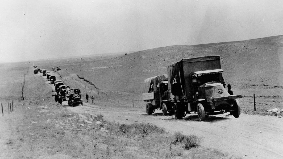 1919 military convoy