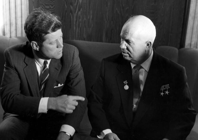 john f kennedy and the cold war