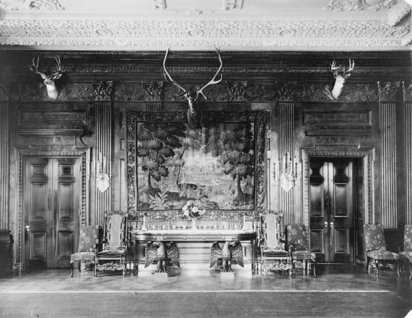state dining room